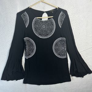 Cupio Blouse Women Medium Black Mandala Pattern Keyhole Back Flared Long Sleeve